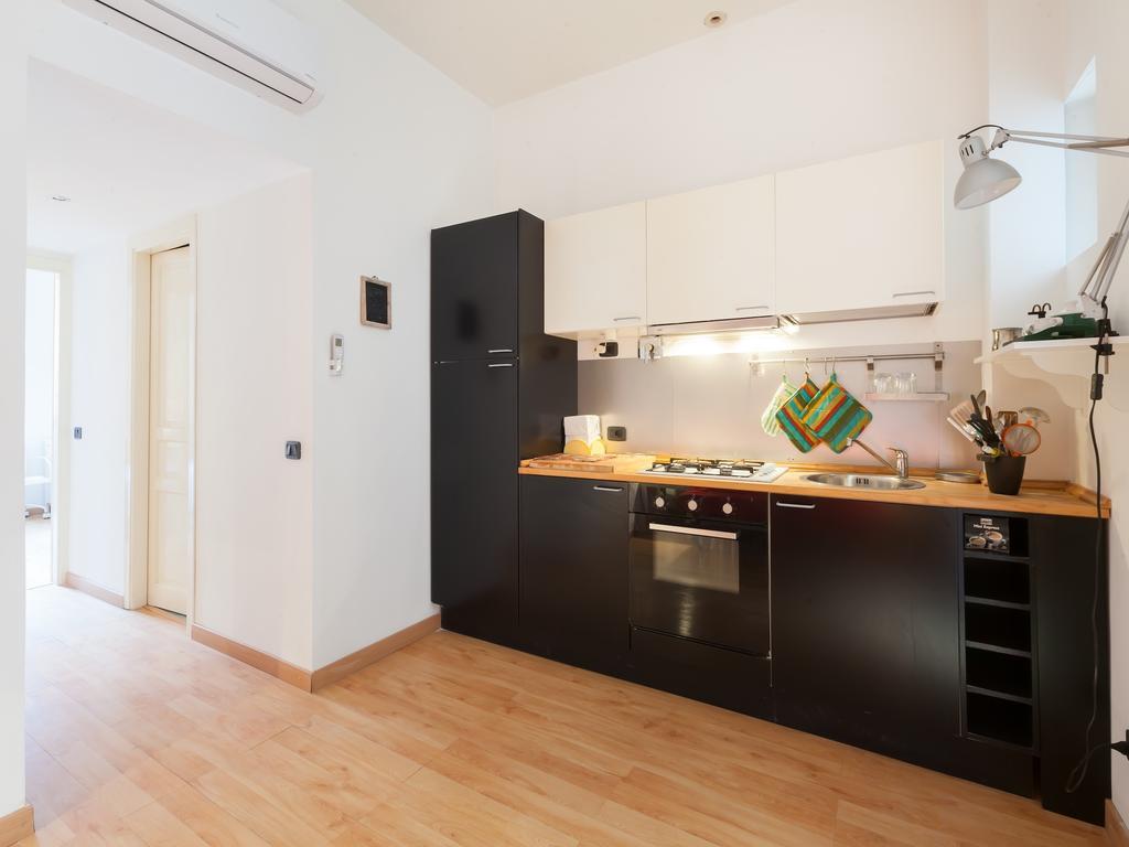 Sabelli Nightlife Apartment-La Sapienza-Termini Station Рим Номер фото